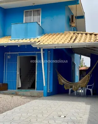 O edifício onde a casa de férias está situado
