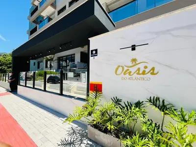 O edifício onde o apartamento está situado