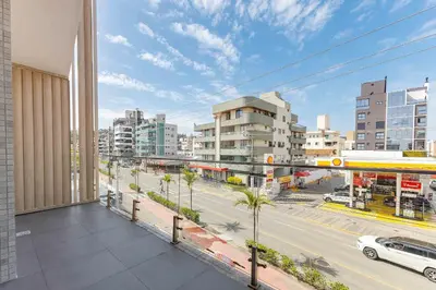 O edifício onde o apartamento está situado
