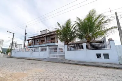 O edifício onde a casa de férias está situado