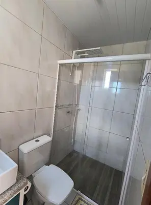 Uma casa de banho em Alugo Apartamento em Itapema