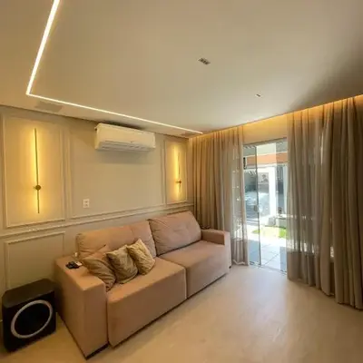 Casa nova a 900m da praia! 2 quartos 2 garagens