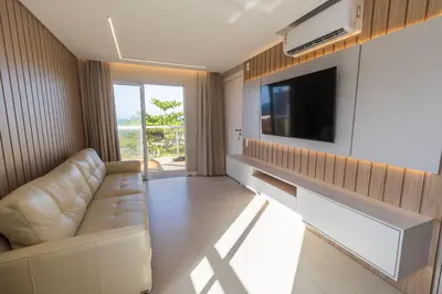 Uma televisão e/ou sistema de entretenimento em Residencial Solar de Bombas