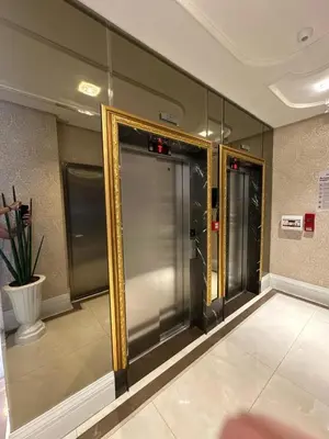 A planta de Apartamento Meia praia 3 suítes, 650m da praia