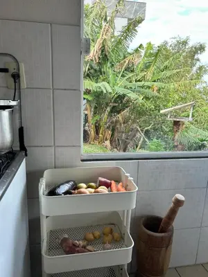 A cozinha ou kitchenette de Casa de Praia em Bombinhas com Vista 3 quartos