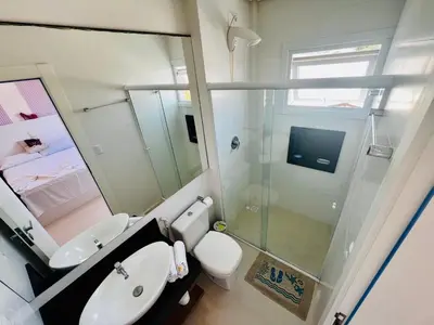 Uma casa de banho em Cobertura duplex, vista panorâmica e SPA