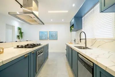 A cozinha ou kitchenette de Achei Itapema • Chatêau Saint Michel, R.302