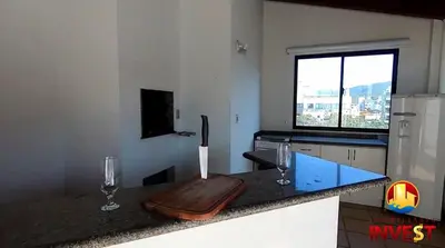 A cozinha ou kitchenette de Cobertura duplex Bombas