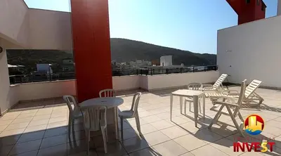 Uma vista geral da montanha ou uma vista da montanha a partir do apartamento