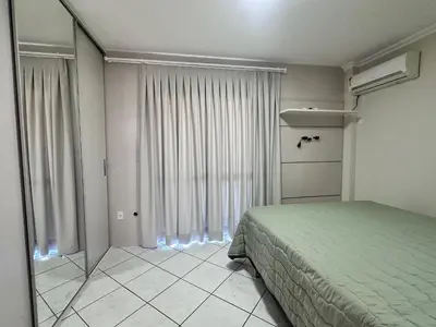 A planta de B484 - Apartamento de 3 quartos com vista mar.