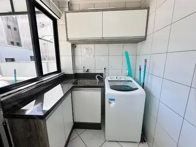 A planta de B484 - Apartamento de 3 quartos com vista mar.