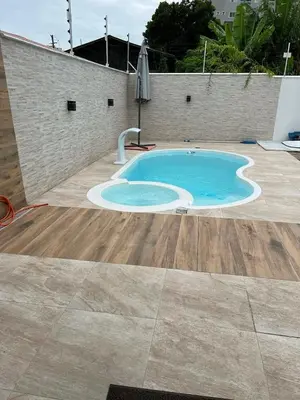 A planta de House with swimming pool, to accommodate up to 14 people