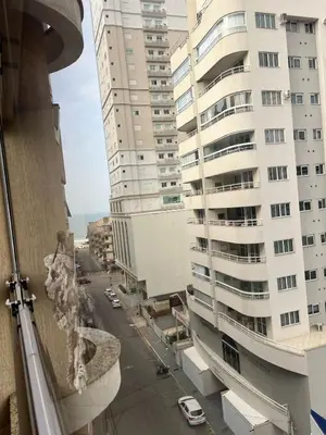 A vizinhança circundante ou próxima do apartamento