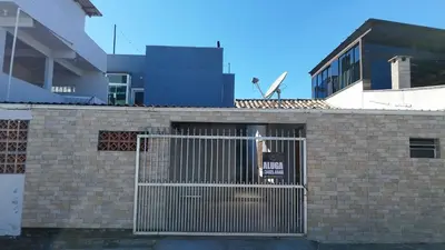 O edifício onde o apartamento está situado