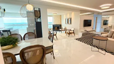 Uma área de estar em ASA | Cobertura Luxo | 2QT | Meia Praia | Hidro