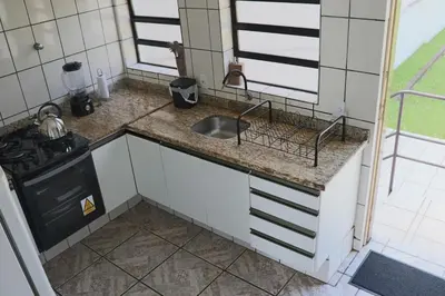 A cozinha ou kitchenette de Casa de frete para o mar em Porto Belo
