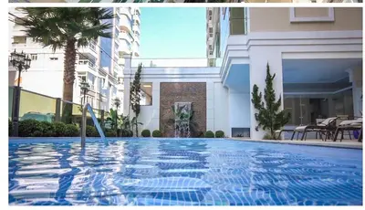 A piscina em ou perto de Apartamento luxo Praia Meia Praia