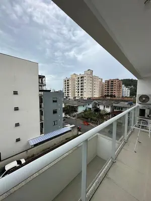 Uma varanda ou terraço em Apto Aconchegante com Piscina Ótima Localização