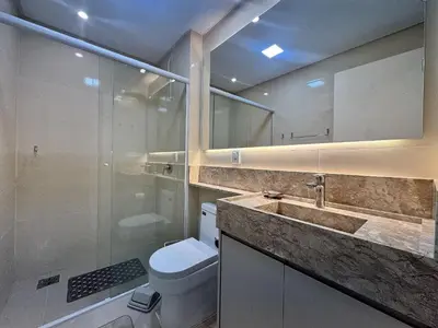 Uma casa de banho em Residencial Alana - Apartamento a 200m do mar na Praia de Palmas com vista pro mar