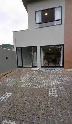 O edifício onde a casa de férias está situado
