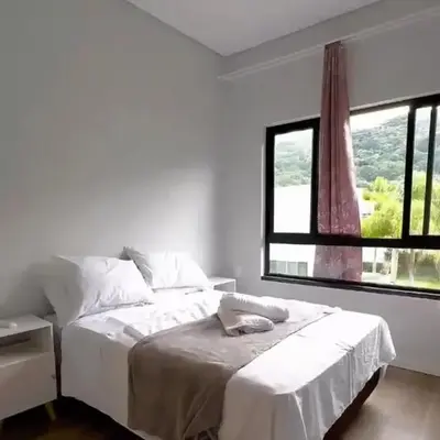 Casa com 3 quartos em Bombinhas