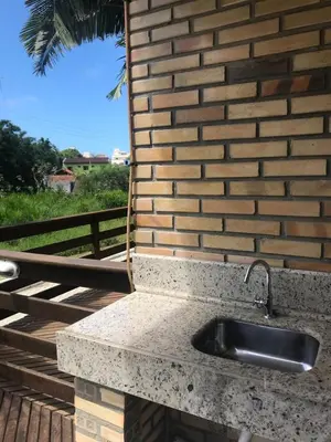 A planta de Sobrado 300m praia de Bombas