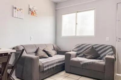 Uma área de estar em Casa na Vila Gastronômica em Palmas - 0304