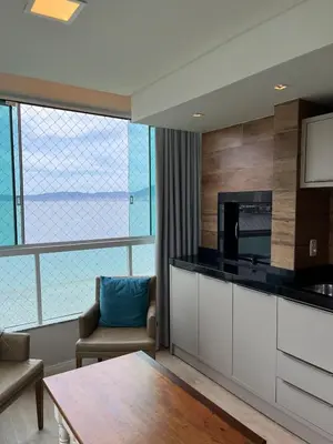 A cozinha ou kitchenette de Ap Canto da Praia - Itapema