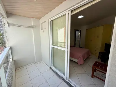 Uma cama ou camas num quarto em Apto 3 quartos sendo 1 suíte - Quadra Mar - Meia Praia