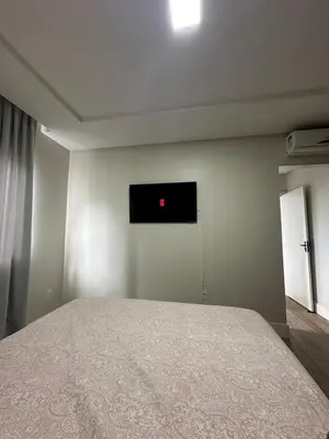 Uma cama ou camas num quarto em Casa com piscina e 04 suítes e linda vista para toda a cidade