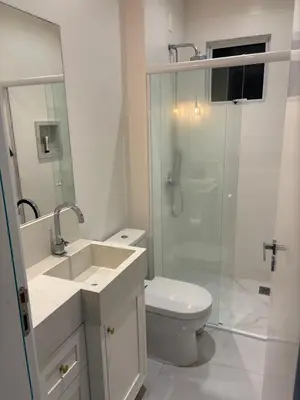 Uma casa de banho em Apartamento Morretes