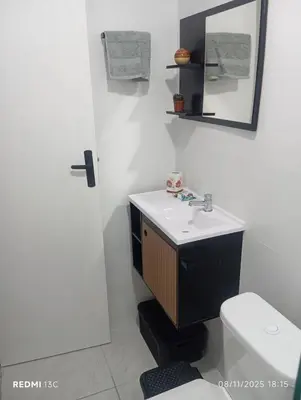 Uma casa de banho em Residencial Trentin