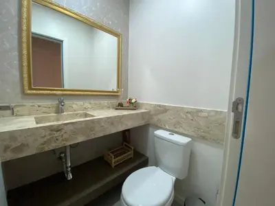 Uma casa de banho em Apartamento a 100 metros do mar na Praia do Mariscal