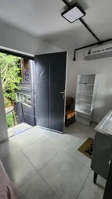 A planta de Ap Conteiner, 2 piso, com vista, 7min da praia de carro c ar condicionado