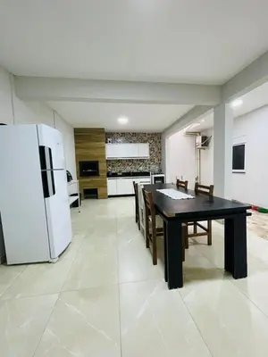 A cozinha ou kitchenette de casa palmeira