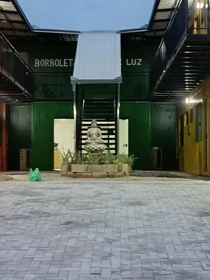 O edifício onde o aparthotel está situado