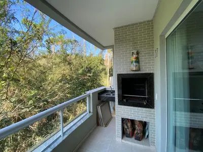 Uma varanda ou terraço em Apto completo entre 4 Ilhas e Bombinhas!
