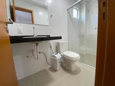 Uma casa de banho em Apto completo entre 4 Ilhas e Bombinhas!