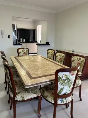 A cozinha ou kitchenette de Lindo Apartamento com vista mar em bombas