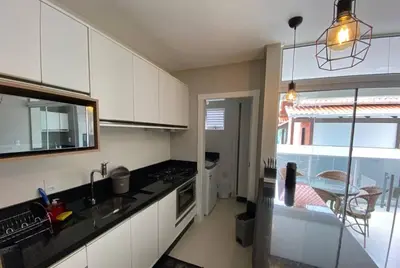 A cozinha ou kitchenette de Apartamento Novo a 120 Metros da Praia do Mariscal