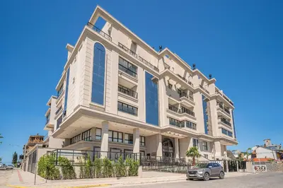 O edifício onde o apartamento está situado