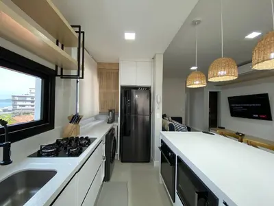 A cozinha ou kitchenette de Apartamento com vista ao mar à 60 metros da praia do mariscal