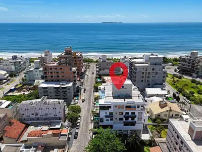 Uma vista do mar geral ou uma vista do mar a partir do apartamento