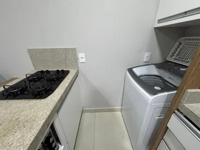 A cozinha ou kitchenette de Jollie Loft em Calheiros Governador Celso Ramos