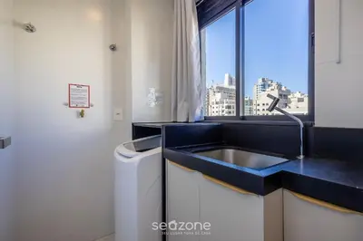 A cozinha ou kitchenette de Apto c/ varanda gourmet a 700m da Praia BON1101