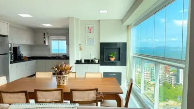 A cozinha ou kitchenette de ASA | Vista Mar | 3QT | Alto Padrão | Itapema