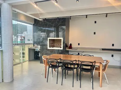 A cozinha ou kitchenette de Perfeita! Cobertura na Praia de Palmas! - DK03J