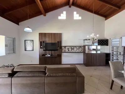A cozinha ou kitchenette de Casa Carnaúba - com piscina a 150m da praia Mariscal