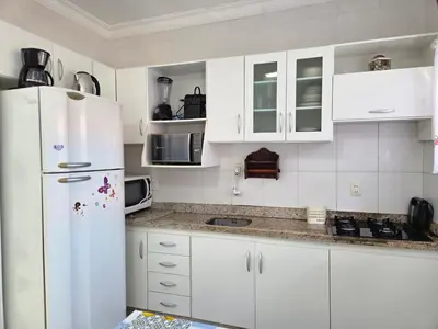 A cozinha ou kitchenette de Refugio Bombinhas - Residencial Maria Olga
