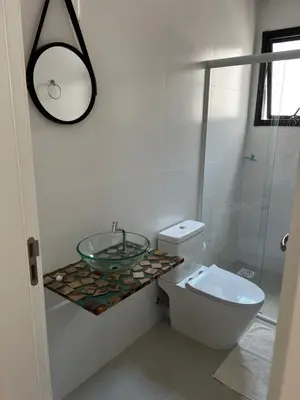 Uma casa de banho em Apartamento novo e exclusivo no Austin 179 em Itapema